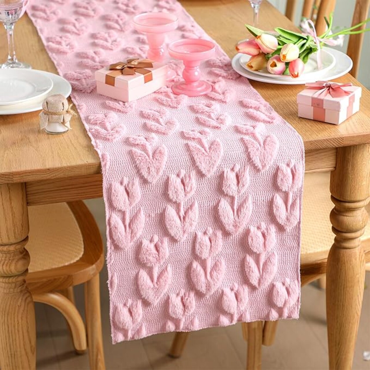 Pink Tulip Table Runner 13 x 72 Inch Soft Plush Faux Fur Jacquard Spring Table Runner Seasonal Summer Floral Kitchen Dining Decoration for Home Indoor Outdoor Party Decor